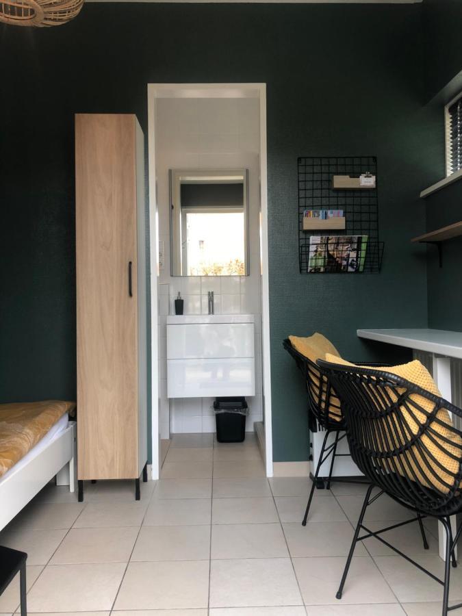 Nieboer Bed & Breakfast เฟราเวนโปลเดอร์ ภายนอก รูปภาพ
